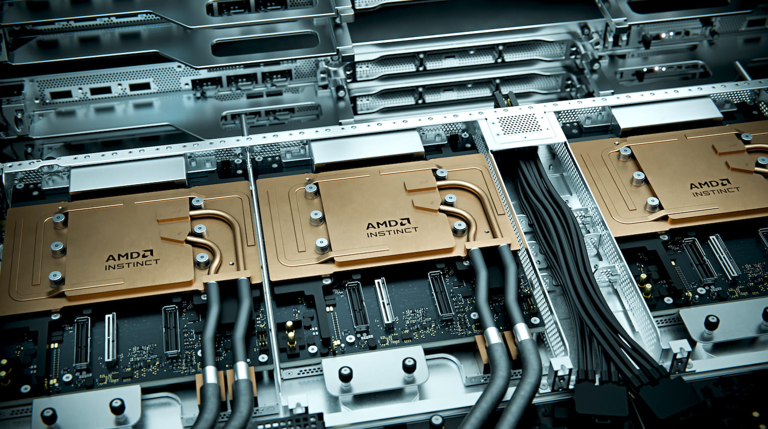 AMD发布会重磅连发！Helios平台量产+2nm Venice CPU+全新MI455X GPU